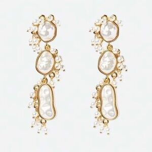 Gold Plated Elegant Pearl Earrings